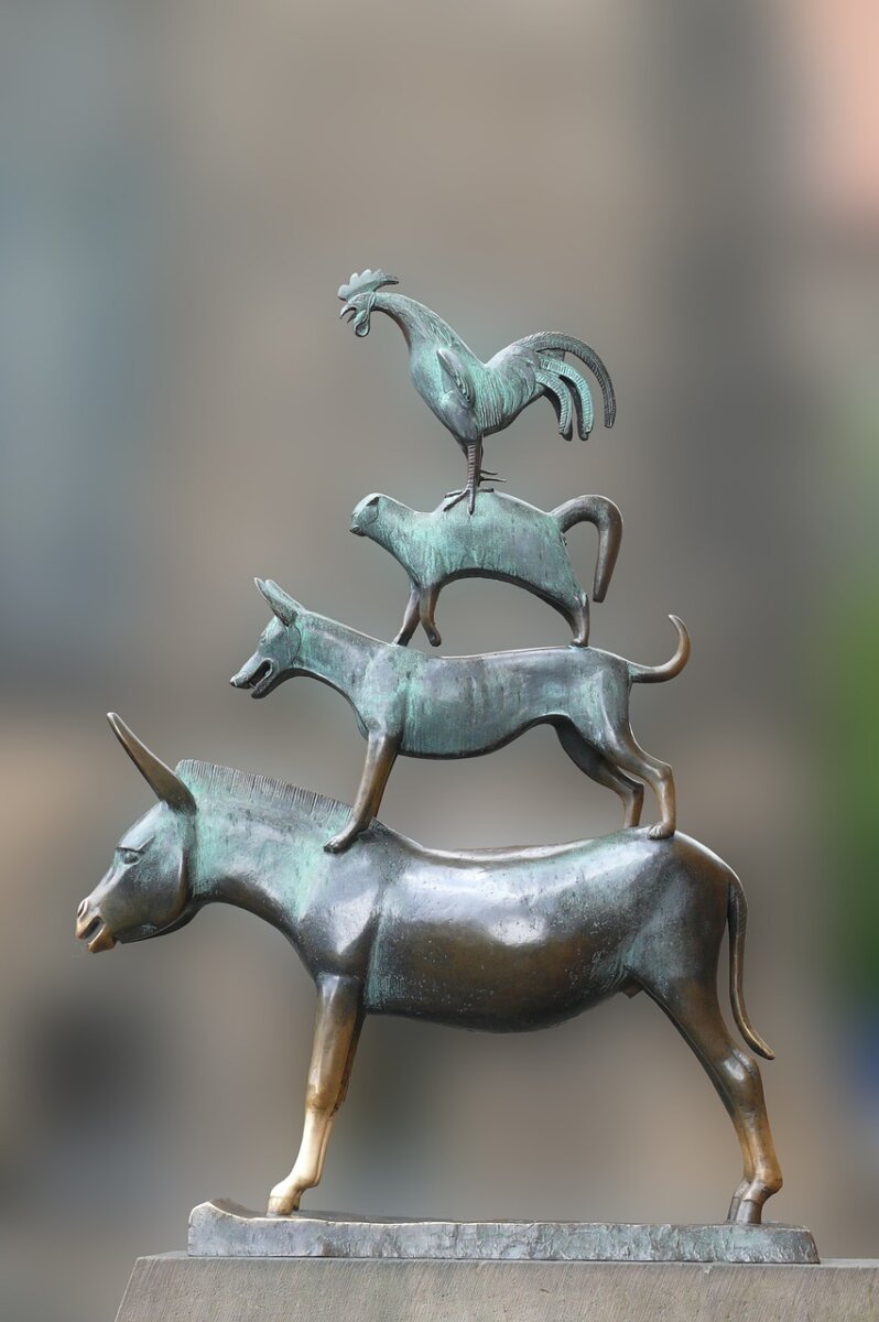 bremen town musicians, monument, fairy tale